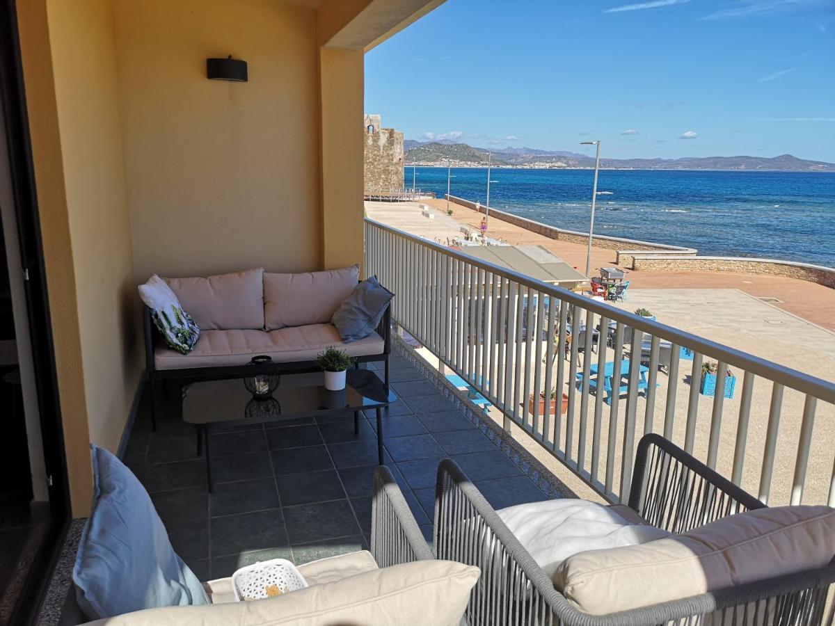Casa Con Terrazza Fronte Mare Villa ซานตาลูเชีย ภายนอก รูปภาพ